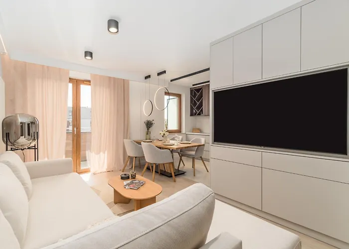 Krakow Prestige Suites - 61M2, Parking, Balcony, Workspace, Ac - By Rentujemy