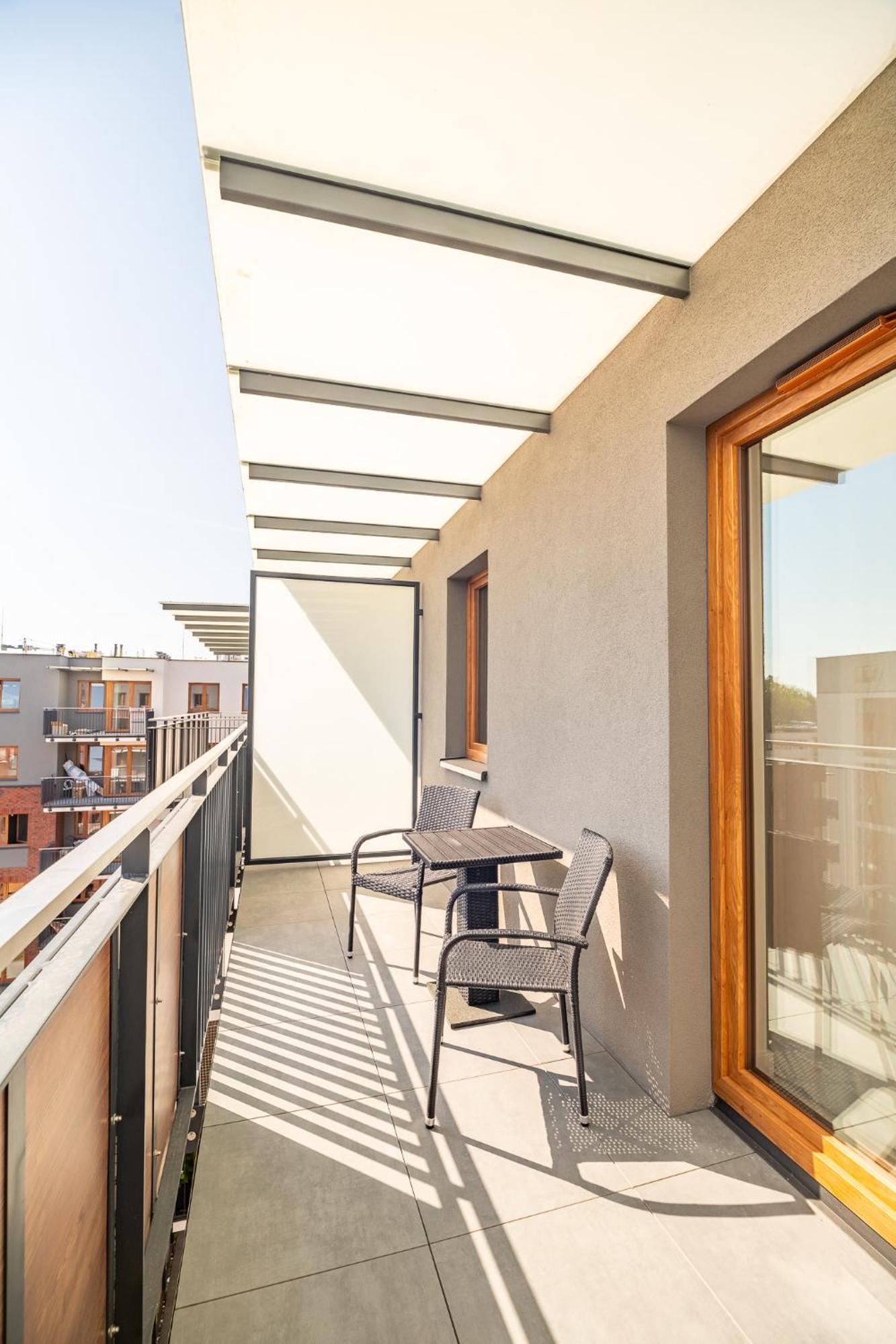 Prestige - 61m2, Parking, Balcony, Workspace, Ac - By Rentujemy